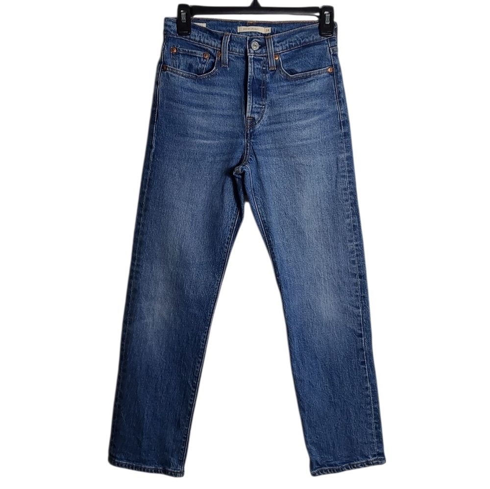 LEVI'S Wedgie Straight Fit Jeans Medium Wash Size 24